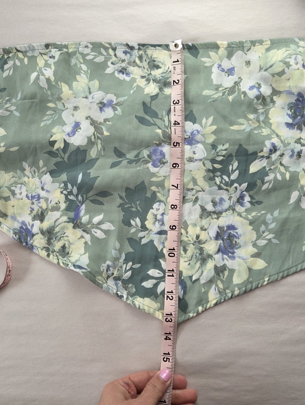 Abercrombie & Fitch Floral Scarf Top Sage Green Triangle Bandana Scarf XL